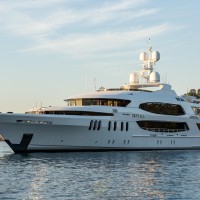 2010 Trinity Yachts Motor Yacht for Sale | West Palm Beach, FL 🇺🇸