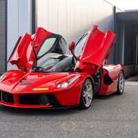 FERRARI LAFERRARI Rosso Corsa - 1 of 499 - Warranty 2026 for Sale | Worden 🇳🇱