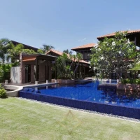 Magical Sea Facing Bungalow For One Deserving Owner on Sale | Singapore 🇸🇬