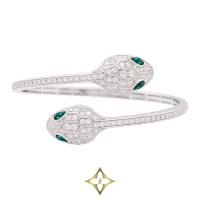 BULGARI “SERPENTI SEDUTTORI” BRACELET IN WHITE GOLD, DIAMONDS, EMERALDS for Sale | Paris 🇫🇷