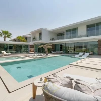Exquisite Villa | Full Golf Course Views | Immaculately Renovated | Fully Furnished for Sale | Dubai 🇦🇪
