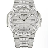 PATEK PHILIPPE NAUTILUS 5811/1460G-001 for Sale | Aberdeen 🏴󠁧󠁢󠁳󠁣󠁴󠁿