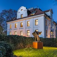 Munich's Masterpiece - Spectacular Penthouse In A Listed Villa | Munich 🇩🇪