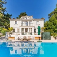Elegant 5 Bedroom Villa With Pool In Elevated Location Of Grinzing/Vienna | 🇦🇹