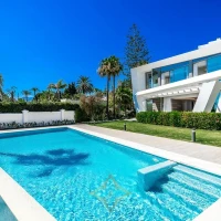 Luxury Brand New Villa In Exclusive Los Monteros, Marbella | 🇪🇸