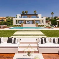Luxury Frontline Golf Villa In Nueva Andalucia, Marbella | 🇪🇸