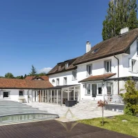 Family Property In The Heart Of Jouxtens Mézery | Vaud 🇨🇭