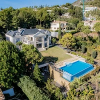 Villa In Marbella Golden Mile for Sale | Andalusia 🇪🇸