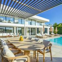 Contemporary Villa with striking architecture and refined living for Sale | Marbella 🇪🇸