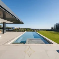 Stunning Independent Villa In Prime Location | Sotogrande 🇪🇸