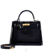 Hermès Black Shiny Niloticus Crocodile Kelly 28 Sellier Gold Hardware, 2016 | Bangkok 🇹🇭