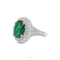 ZAMBIAN EMERALD & MIXED CUT DIAMOND RING | Sydney 🇦🇺