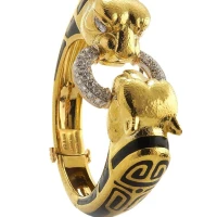 David Webb BLACK ENAMEL TWIN LION SCROLL BRACELET | Naples, FL 🇺🇸