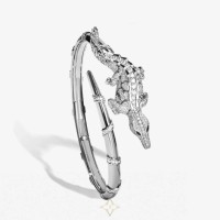 CARESSE DE CROCO FULL PAVE DIAMOND BRACELET, WHITE GOLD | Monaco 🇲🇨