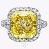 GIA Certified 5.32 Carats Radiant Cut Yellow Diamond Halo Engagement Ring in Yellow & White Gold | New York 🇺🇸