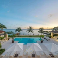 Villa Shiraz - Contemporary Waterfront Estate for Sale | Nassau 🇧🇸