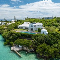 Vagabond House - Exceptional Waterfront Estate for Sale | Tucker’s Town 🇧🇲