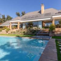 Excellent Style House With Large Garden In Santa María De Manquehue | Santiago 🇨🇱