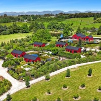 A Rare Gem: Luxury, Sustainability & Business | Tasman 🇳🇿