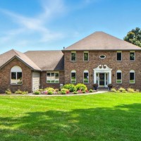 Elegant Pond View Home In Covington Hollow | IN 🇺🇸
