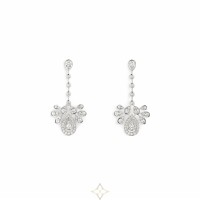 Chaumet Joséphine Aigrette Impériale earrings, white gold, diamonds | Avignon 🇫🇷