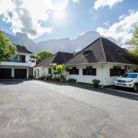 Rare Cape Town Gem - 7,300m² Of Prime Bishopscourt Land With Breathtaking Views | 🇿🇦