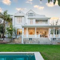 Charming Family Home with Vintage Elegance and Modern Comforts | Claremont Upper 🇿🇦