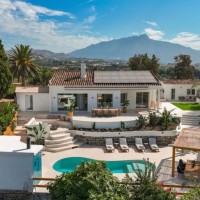 Renovated Villa With Sea Views And Exceptional Outdoor Living In Marbella | 🇪🇸