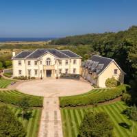 The Village - Exceptional Detached Golfing Mansion for Sale | Dirleton 🇬🇧