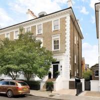 An Exceptional Family House In One Of London's Finest Addresses | 🇬🇧