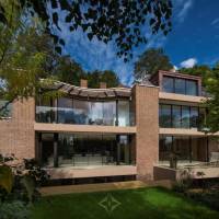 Minimalistic Interior Designed 21st Century House for Sale | London 🇬🇧