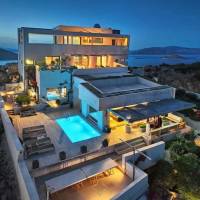 Serene Escape In Upscale Sanctuary | Marathonas 🇬🇷