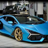 2024 Lamborghini Revuelto Uranus Blue | Milano 🇮🇹
