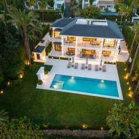 Astonishing Villa With Indoor Pool & Breathtaking Views Over The Mediterranean | Marbella 🇪🇸