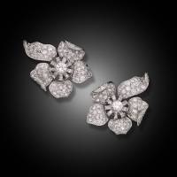 VAN CLEEF & ARPELS  Vintage Diamond Flower Earrings in Platinum | London 🇬🇧