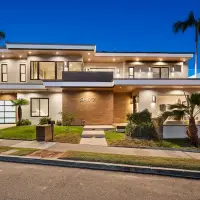Rooftop Ocean Views In A Prime Seaside Enclave | CA 🇺🇸