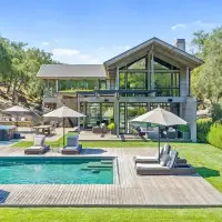Modernist Vineyard Retreat Nestled In The Napa Valley Hills | CA 🇺🇸