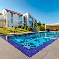 Contemporary Family Villa Of Distinction With Panoramic Views | Zalo 🇭🇺