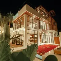 Architect Designed Beachside Residence In Canggu - Leasehold | Bali 🇮🇩