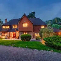 High Coombe Place - 4 Bedrooms Family House for Sale | Thames 🇬🇧