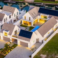 Experience Seamless Canal Side Living – Modern Design, Off Grid Power & Unmatched Comfort | Eastern Cape, 🇿🇦