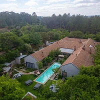 Elegant 13 Bedroom – Fully Furnished And Ready To Operate | Gauteng, 🇿🇦