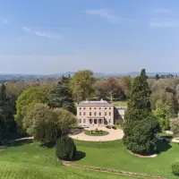 An Exceptional Georgian Manor House Set Within Just Under 50 Acres Of Gardens And Parkland | Ombersley 🇬🇧