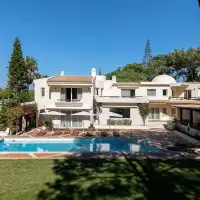 Exceptional Redevelopment Opportunity | Quinta do Lago, Almancil 🇵🇹