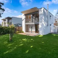 Charming Family Townhouse With Private Garden Near Geneva | Collonge-Bellerive 🇨🇭