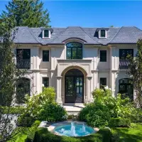 Drive Through The Gates And Discover The Grandeur Of This Palatial Estate | Ontario, 🇨🇦