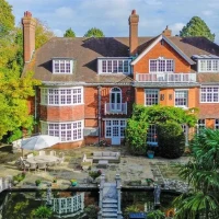 9 Bedroom Detached House For Sale | Chislehurst 🇬🇧