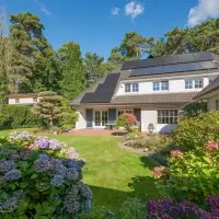 Versatile Architectural Property On The Banks Of The Wedeler Au - Close To Nature, Quiet & Perfectly Connected | Hamburg 🇩🇪