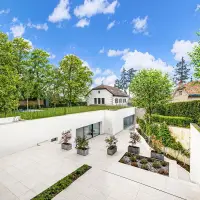 Property Combining Character And Modernity | Vandœuvres, Genève 🇨🇭