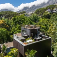Modern European Higgovale Home With Separate Studio Flatlet And Ample Outdoor Space | Cape Town 🇿🇦